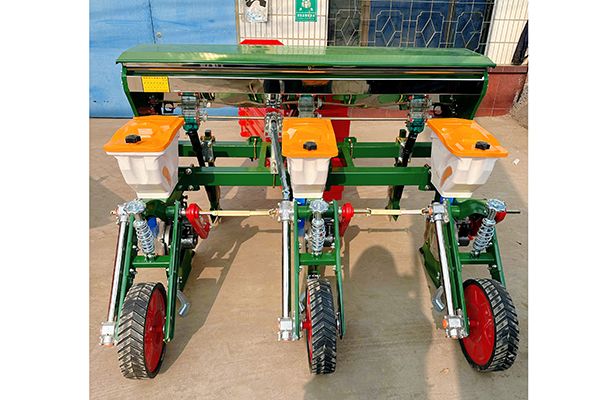 玉米播种机